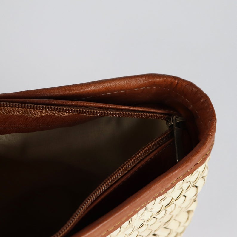 Handwoven Straw Clutch Bag with Zipper - Image 3
